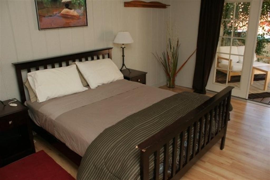 Zenyard Guest House Финикс Стая снимка