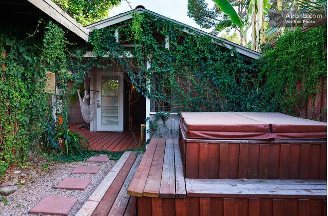 Zenyard Guest House Финикс Екстериор снимка