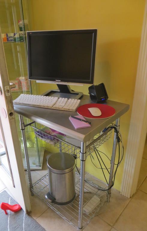 Zenyard Guest House Финикс Екстериор снимка